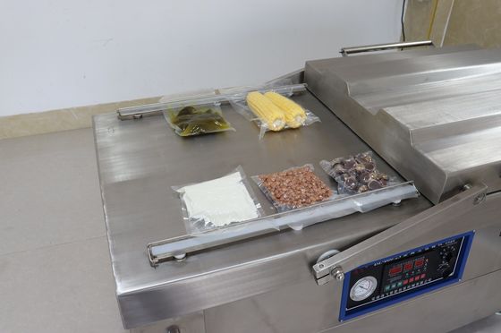 Máquina de embalaje a vacío de doble cámara para mariscos carne salada pescado seco carne de cerdo carne de res y arroz