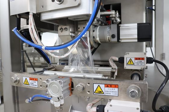 12 cabezas 0,8L Granulado de sellado térmico máquina de embalaje de alimentos para mascotas para embalaje de nueces bolsita