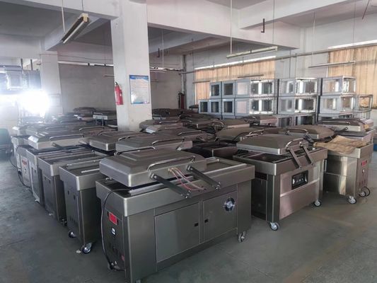 Máquina de embalaje a vacío de doble cámara para mariscos carne salada pescado seco carne de cerdo carne de res y arroz