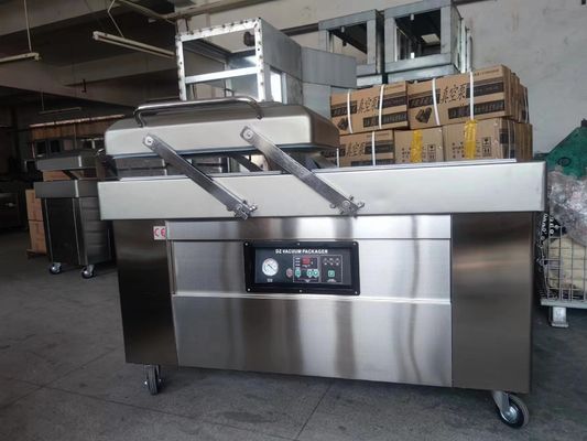 Máquina de embalaje a vacío de doble cámara para mariscos carne salada pescado seco carne de cerdo carne de res y arroz