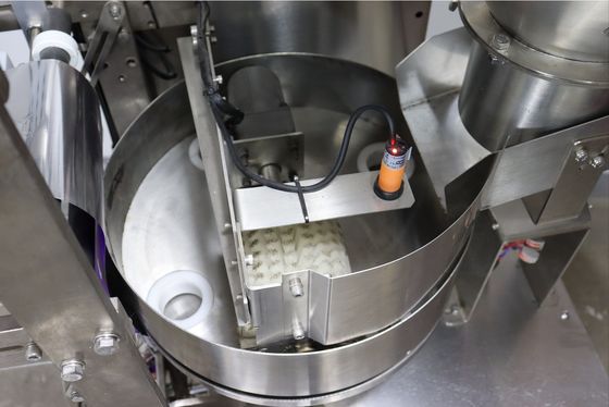 Máquina automática de embalaje vertical para 1-100 g de semillas fácil de operar y mantener