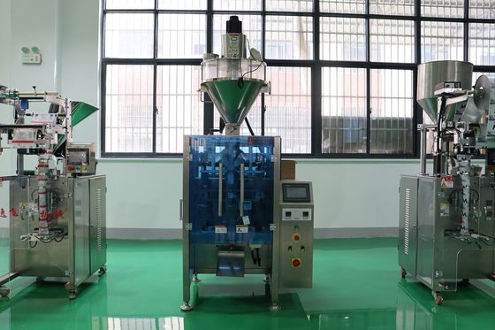 Máquina de envasado con 3 servomotores para el embalaje vertical de granos de nueces Semillas Frutas secas