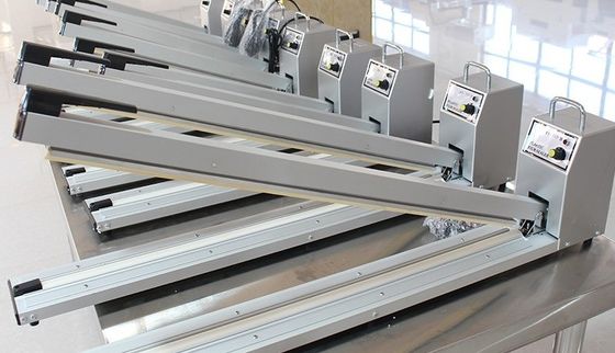 Presión manual Máquina de sellado semiautomática para embalajes de bebidas Tiempo de calentamiento 0,2-3S