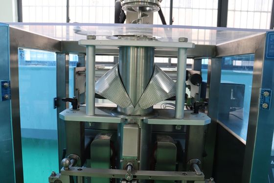 Máquina de embalaje de leche en polvo de cocos de alta precisión con alimentador automático de 220V para 500g