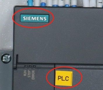 Materiales de embalaje de plástico Caja de caja totalmente automática Erector de cartón con sellador de fondo