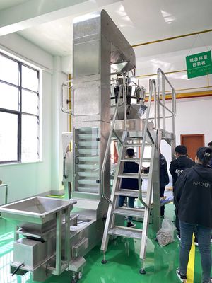 Material de embalaje de plástico utilizado Máquina de embalaje de bolsas rotativas de velocidad para frutos secos y semillas