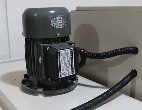 Fácil de operar BS4525 Máquina de embalaje automática de PVC POF de película de túnel térmico para recipientes
