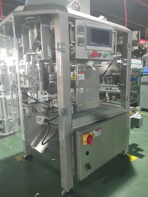 Máquina de embalaje vertical automática de basura de gato con servomotores y medición de tazas