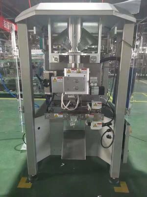 Máquina de embalaje vertical automática de basura de gato con servomotores y medición de tazas