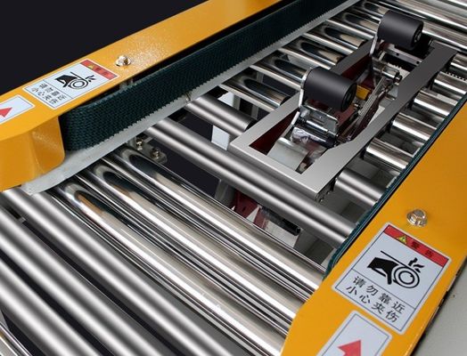 Línea de embalaje personalizada 106 KG Voltado 220V/50HZ Caja de cartón Máquina de sellado de tipo cruzado