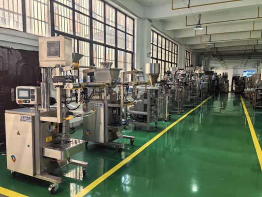Máquina automática de embalaje de alimentos en gránulos para caramelos en bolsas triangulares de 400 kg de capacidad