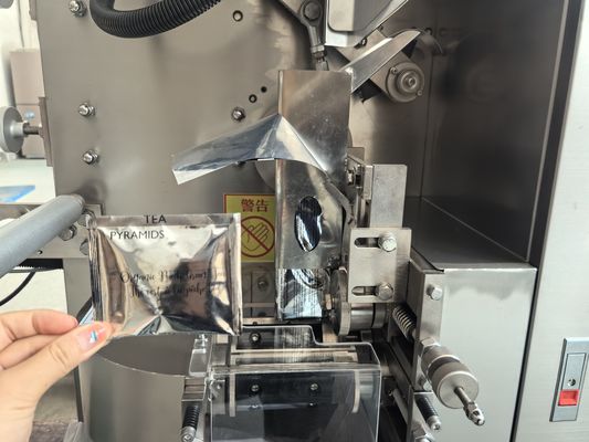 Máquina automática de llenado de bolsas de té multifunción con bolsas exteriores 75 95 mm