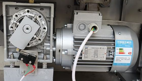 Máquina de sellado de cámara de vacío con doble cinta transportadora DZ 1000S 1100S para una operación fácil