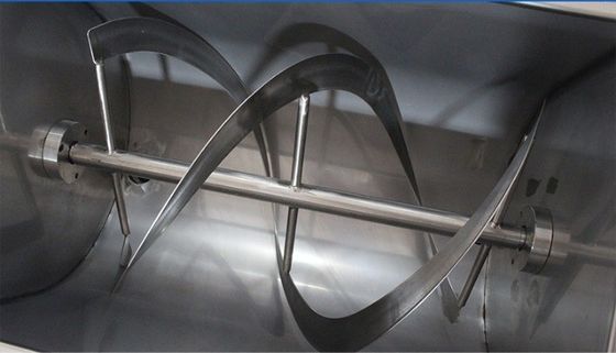 Máquina horizontal de rellenado de mezcla de tipo U con una sola cabeza para botellas de vidrio y alimentos líquidos