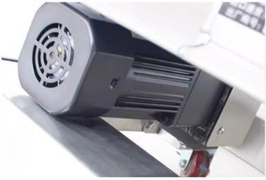 Máquina de sellado térmico para bolsas de plástico con altura ajustable