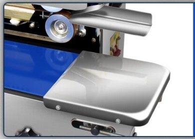 Sellador de cinta térmica de bolsas de alimentos con impresión horizontal continua y peso de la máquina de 21 kg