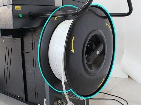 80Kg Máxima carga Máquina de fijación de cinturón de PP de alta mesa totalmente automática