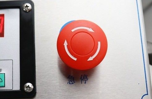 Material de embalaje de plástico sellador de vacío externo de 1500W para pollo/carne/verdes comerciales