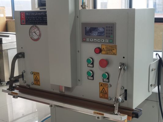 Máquina de sellado de embalaje de vacío externo de bolsas de ladrillo de arroz de 25 kg con barra elevadora de 1000 mm