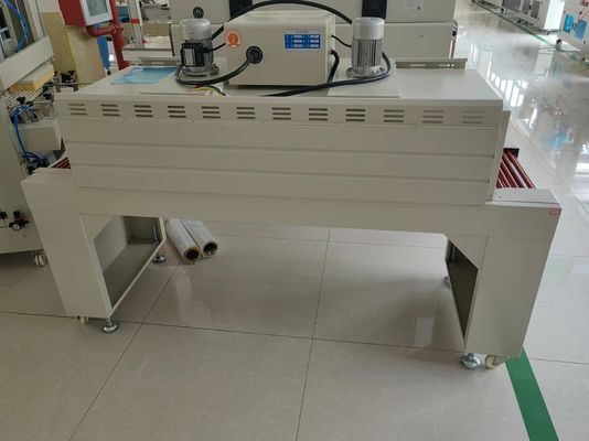 Embalaje del producto BS5530 Máquina de envasado automático de túnel térmico con accionamiento eléctrico