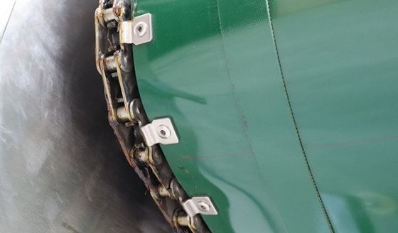 Máquina de sellado con cinta transportadora de vacío para textiles y envases alimenticios con anchura de sellado de 10 mm