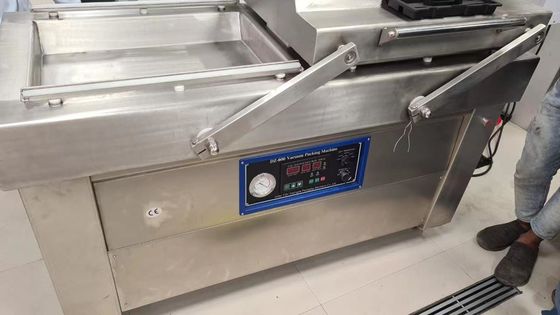 Máquina de embalaje a vacío de doble cámara para pollo entero pescado carne frutas y verduras