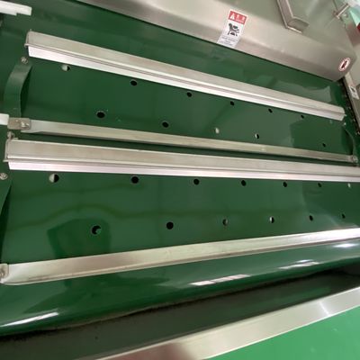 Sealers de vacío para alimentos de tipo cinturón rodante continuo para bolsas Tamaño máximo del paquete 1000*420*9mm