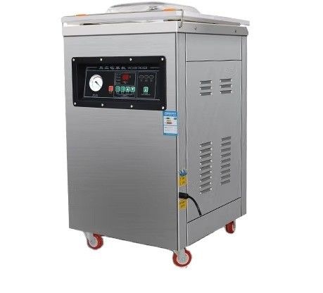 Máquina de sellado por vacío de cámara única y vertical de 900W con accionamiento eléctrico para alimentos y peces